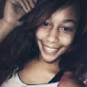 Meet your Posher, Elisa